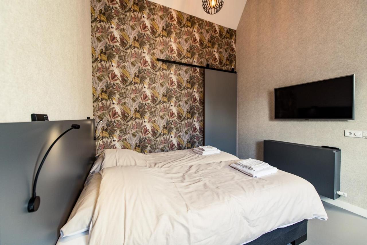 Breeze Ameland Hotel ฮอลลุม ภายนอก รูปภาพ